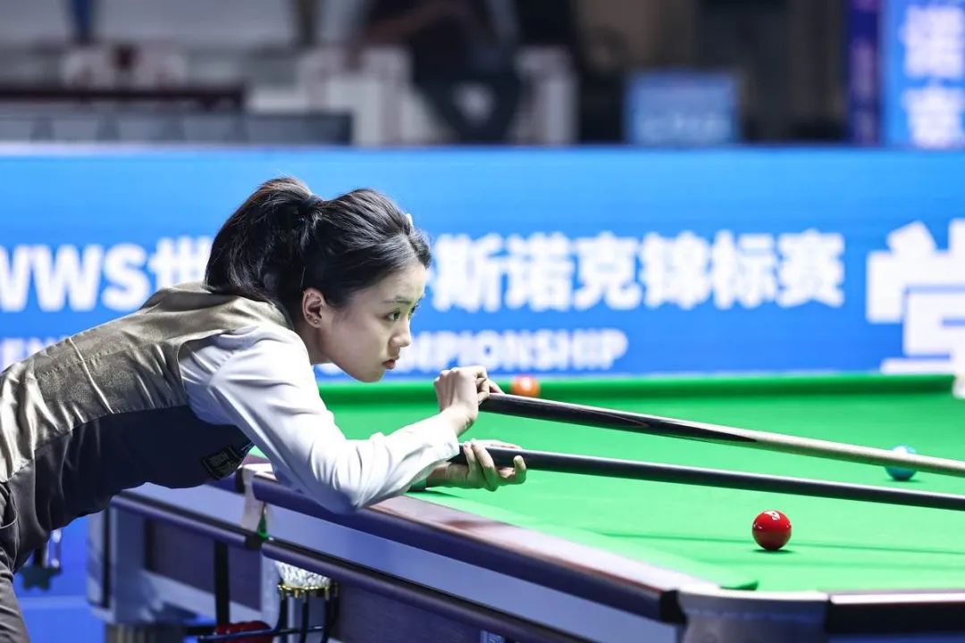 爱德华兹的 爱德华兹的