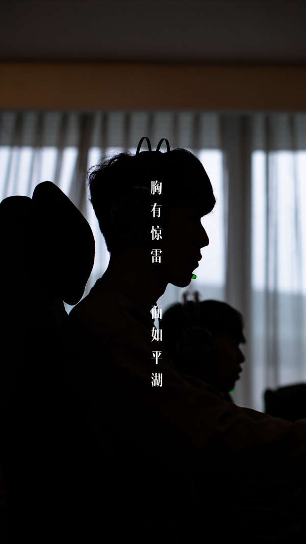 德泽尔比 德泽尔比