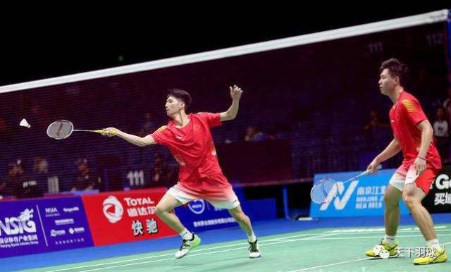 哈里斯的加 哈里斯的加